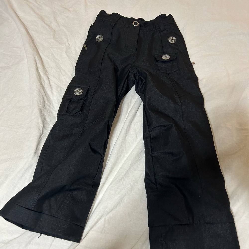 Obermeyer juniors ski/snowboard pants. Size 6 juniors.